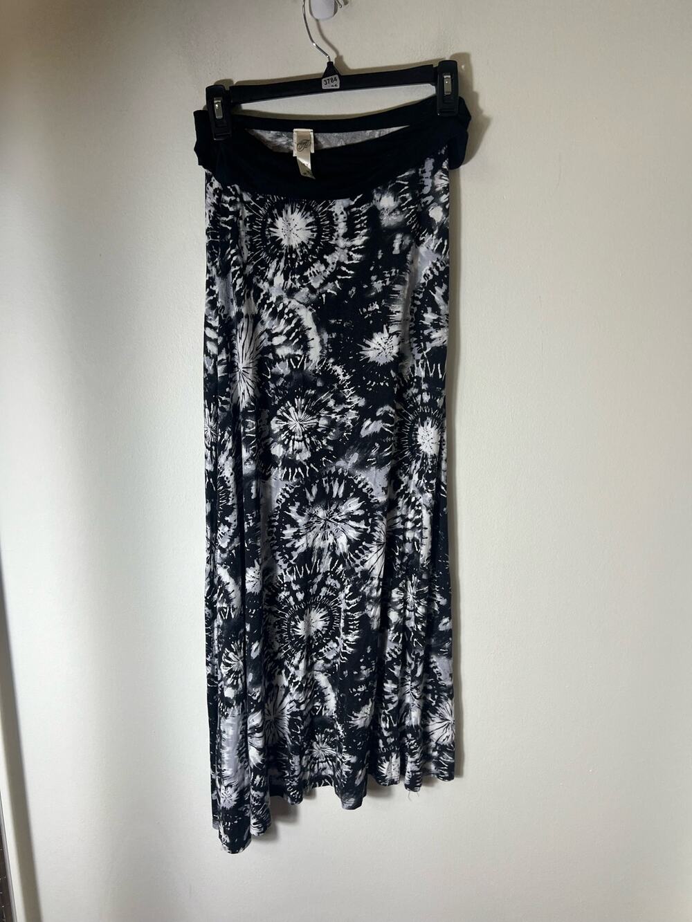 ICY Black White Knit Long Skirt Sz Sm
